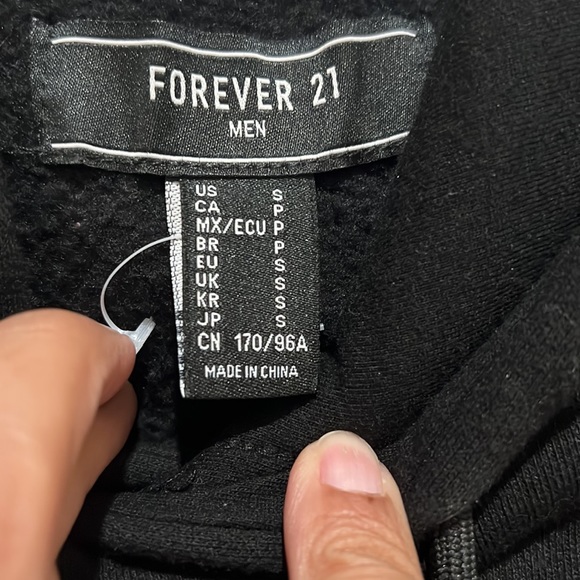 Forever 21 hoodie - Picture 6 of 7